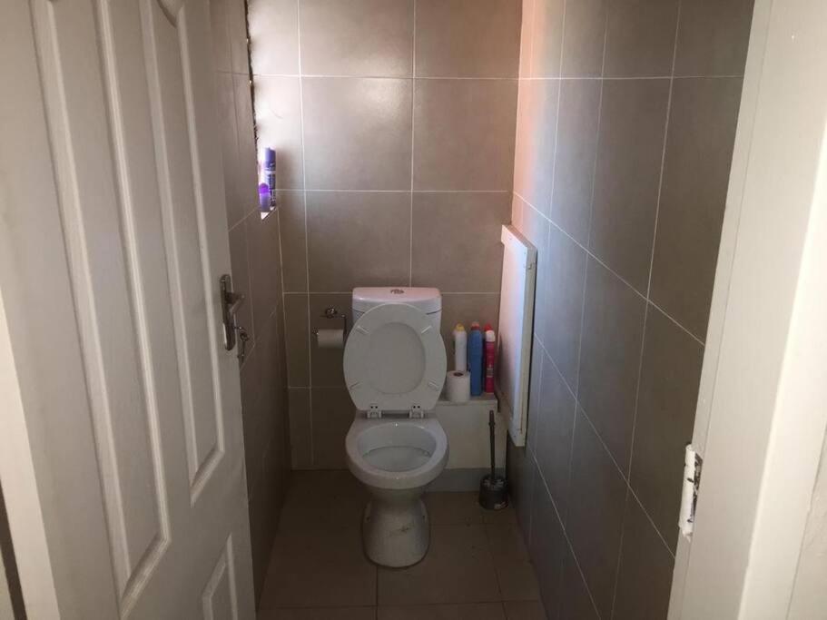 Spacious Zamtel Flat Lusaka Kültér fotó