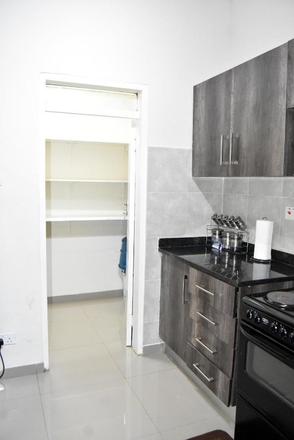 Spacious Zamtel Flat Lusaka Kültér fotó